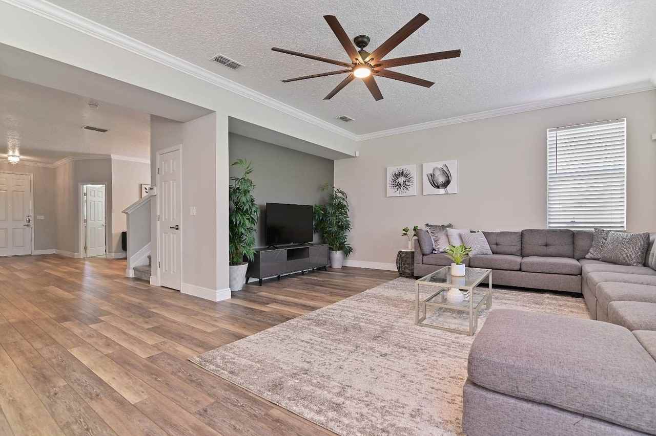 701 Kettering Rd - Photo 7 of 35