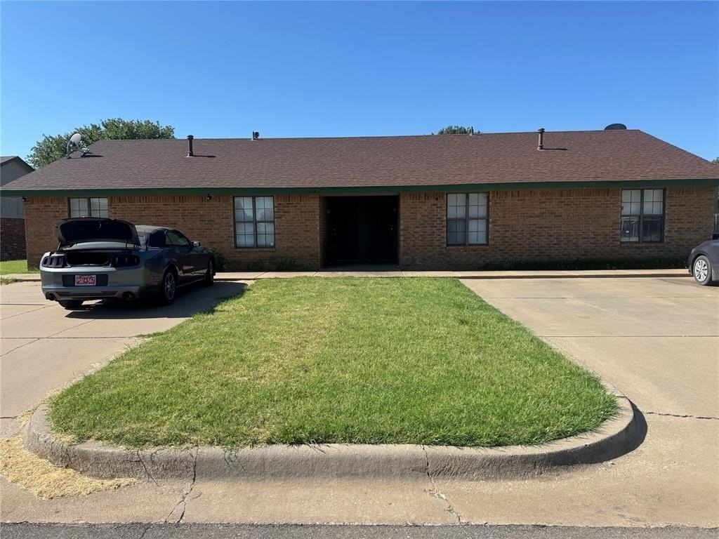 2022 Berry Ave