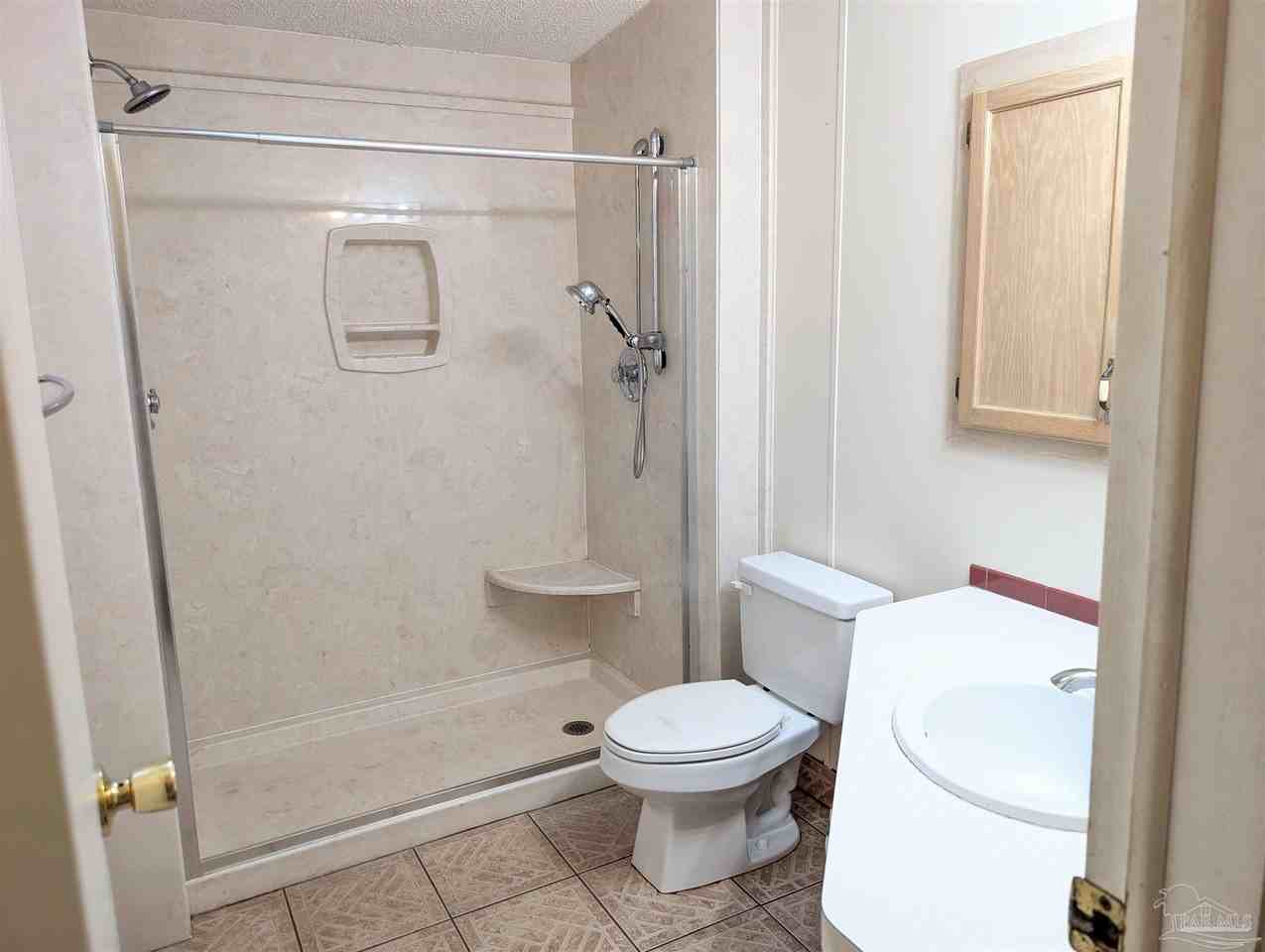 4373 Avalon Blvd - Photo 6 of 15
