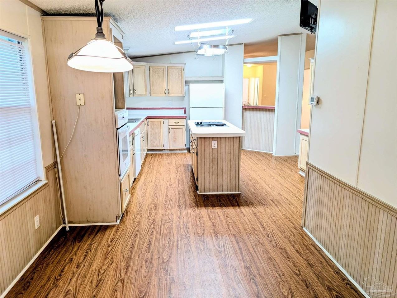 4373 Avalon Blvd - Photo 7 of 15