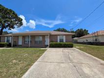 3359 Green Briar Cir #B - Photo 1 of 1