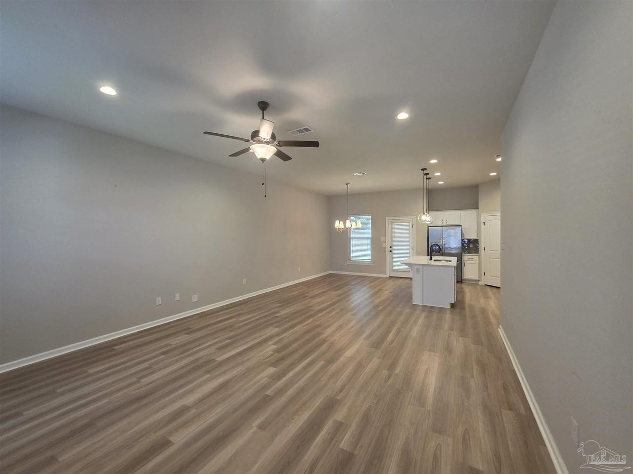 4713 Sago Palm Cir - Photo 3 of 25