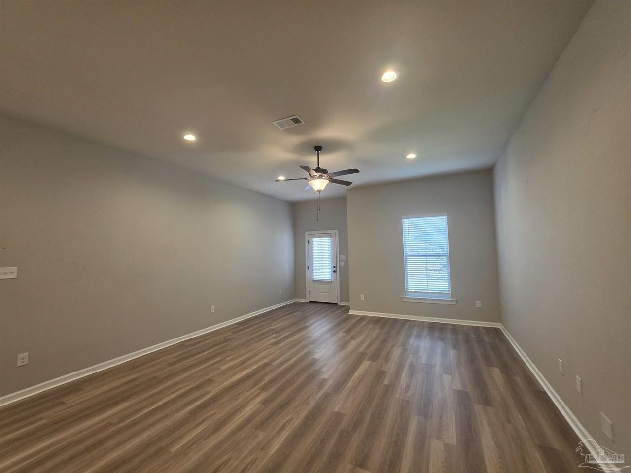 4713 Sago Palm Cir - Photo 5 of 25
