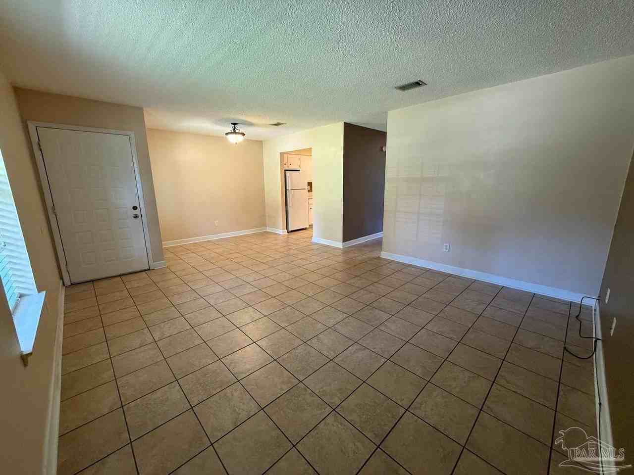 9221 Beatrice Dr - Photo 3 of 15