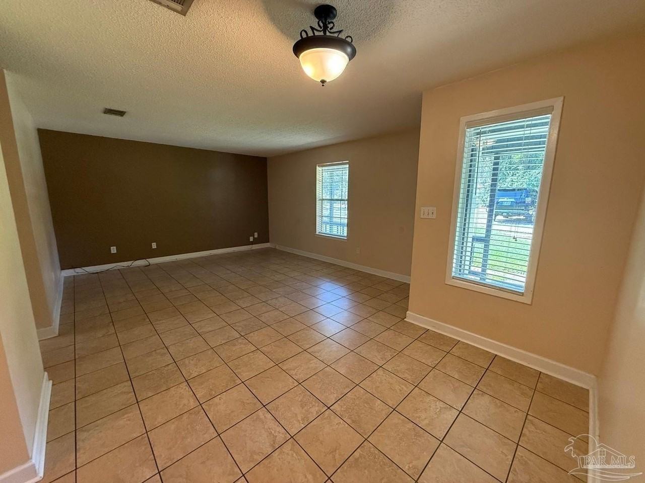 9221 Beatrice Dr - Photo 5 of 15