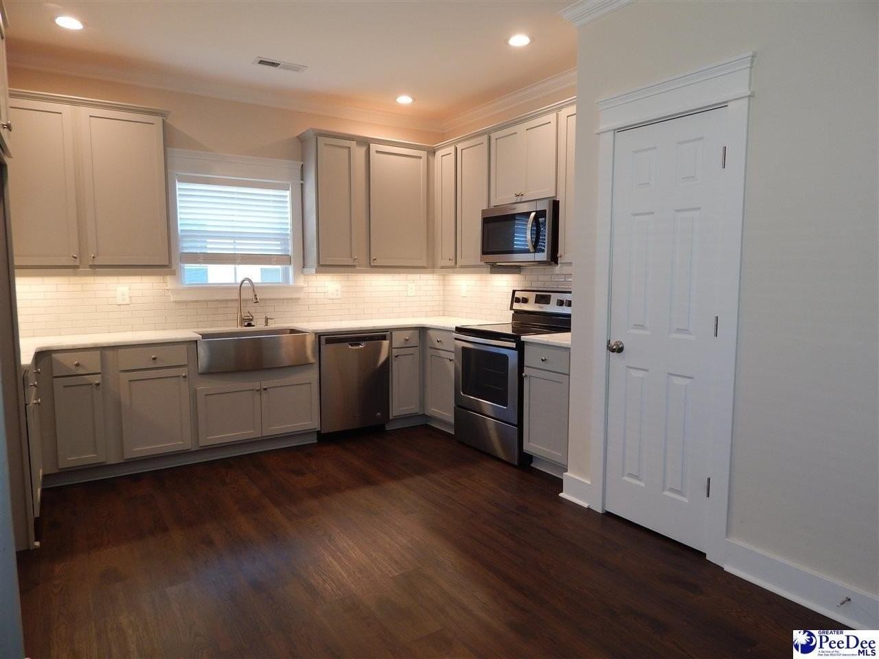 3750 Tetbury St - Photo 5 of 28