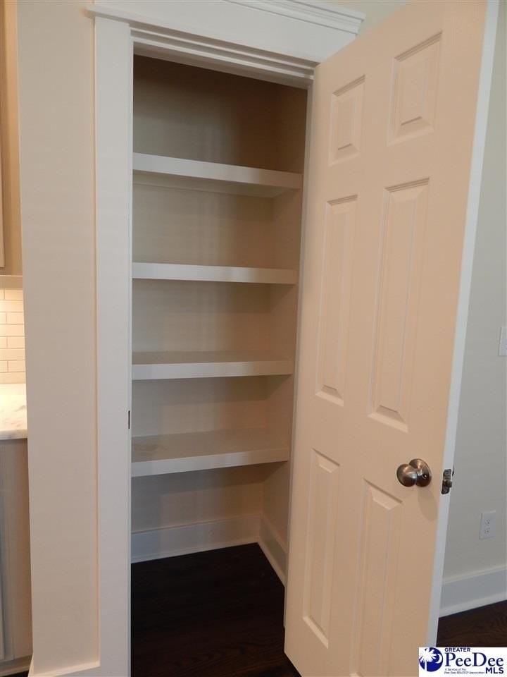 3750 Tetbury St - Photo 6 of 28