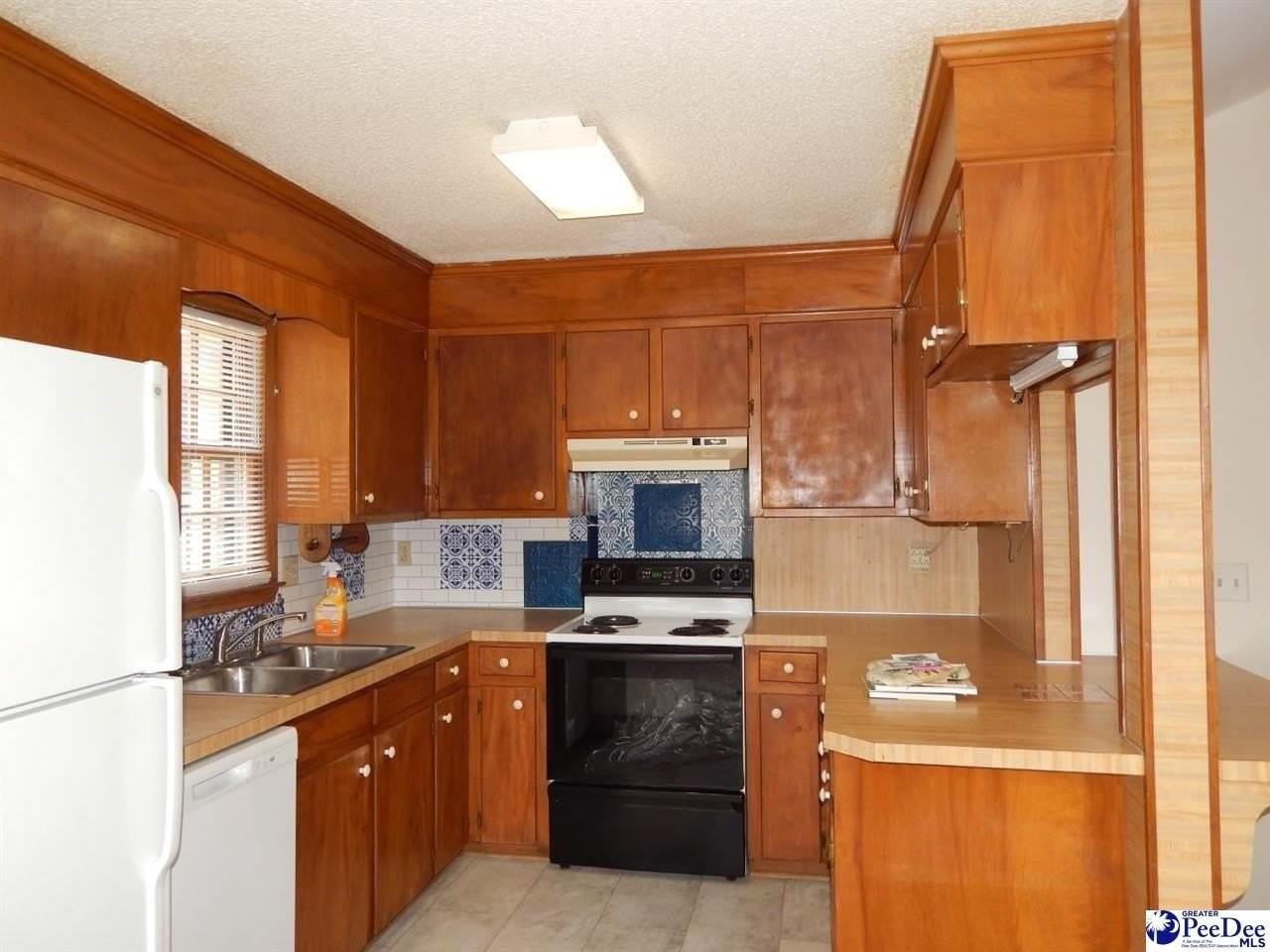 3549 Georgia Ln - Photo 5 of 28