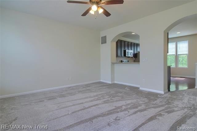 27976 Hopkins Dr - Photo 7 of 29