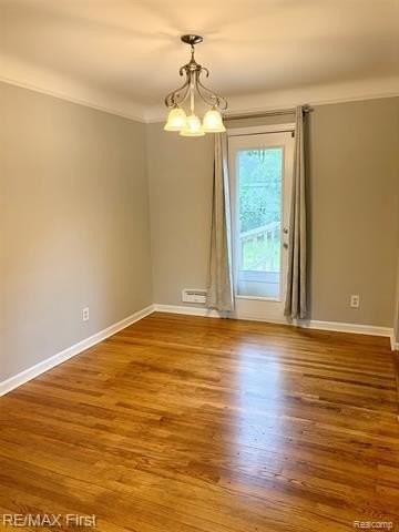 1815 Mcdonald Ave - Photo 7 of 21