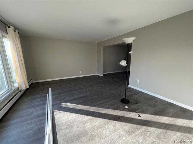 33112 Oakley St - Photo 3 of 31