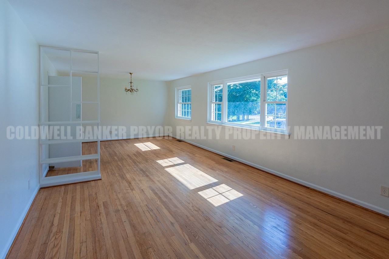 1225 Panorama Dr #1 - Photo 5 of 32