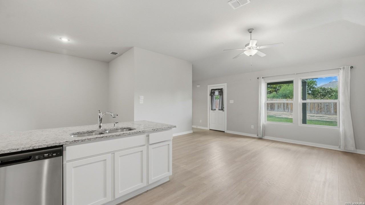 1958 Reserve Way - Photo 4 of 27