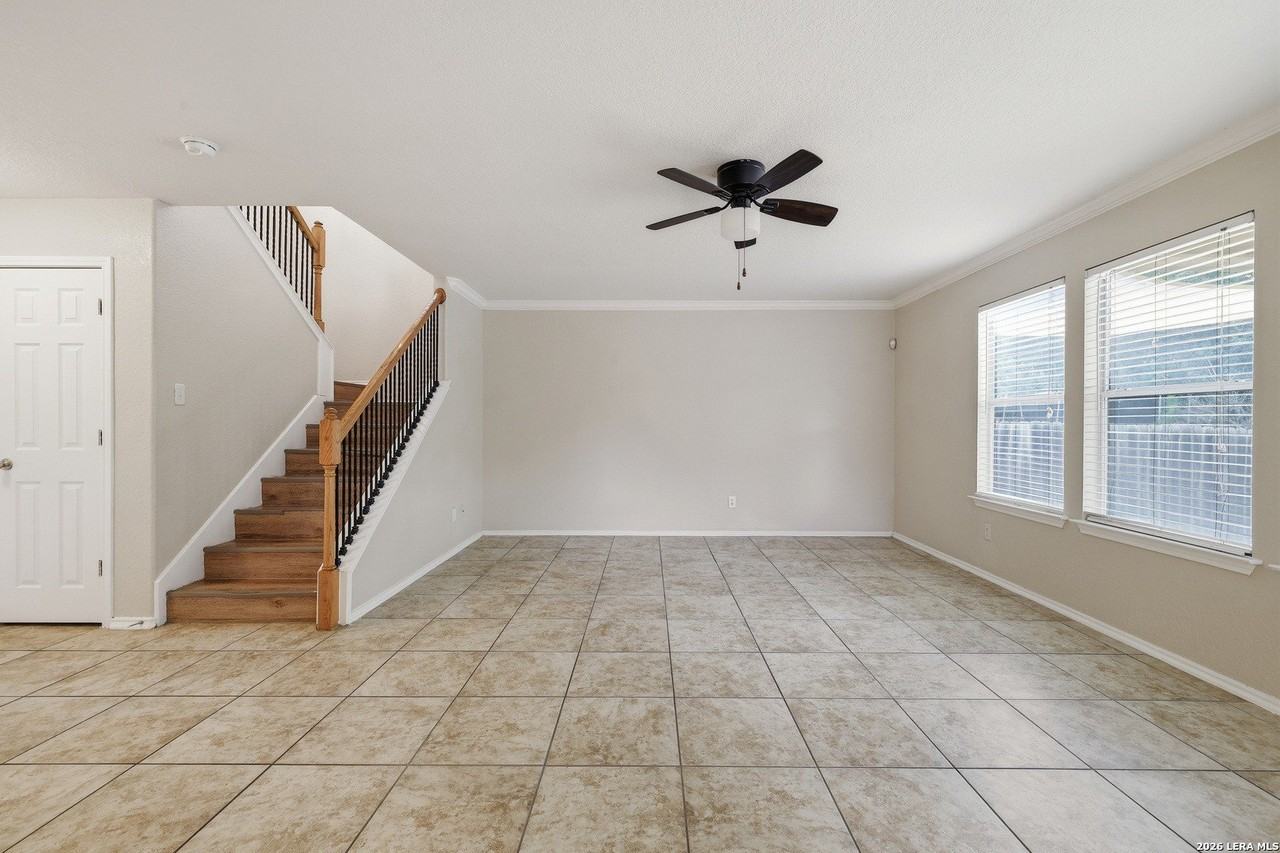 10202 Roseangel Ln - Photo 6 of 28