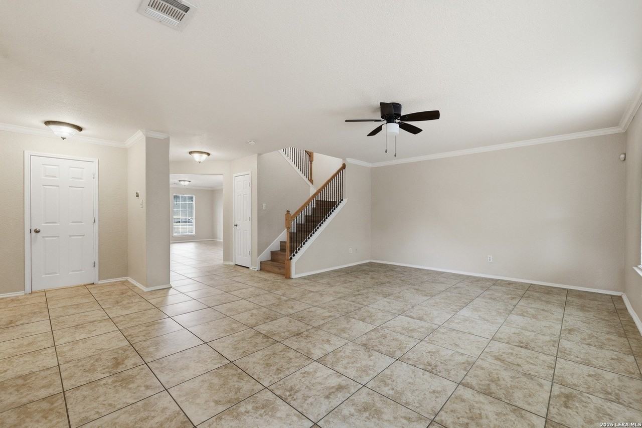 10202 Roseangel Ln - Photo 7 of 28