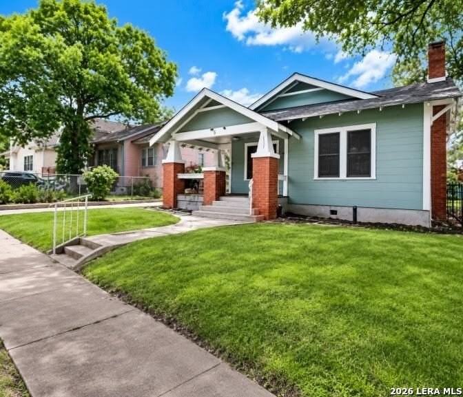 638 Avant Ave - Photo 2 of 15