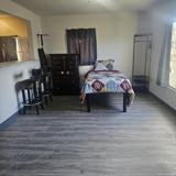 1211 Gladstone #A - Photo 1 of 1