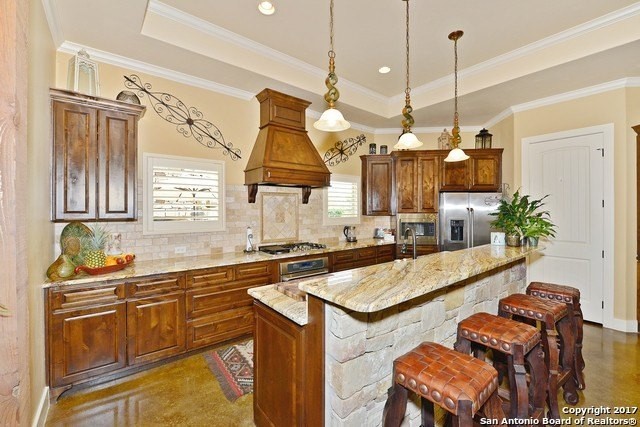 1223 Gruene Valley Cir - Photo 5 of 25