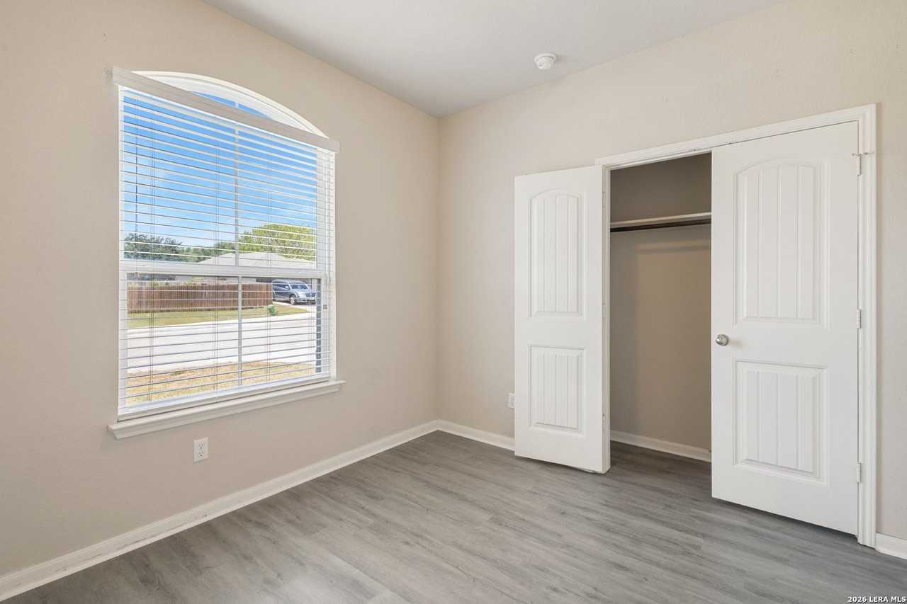2185 Keystone Dr - Photo 7 of 22