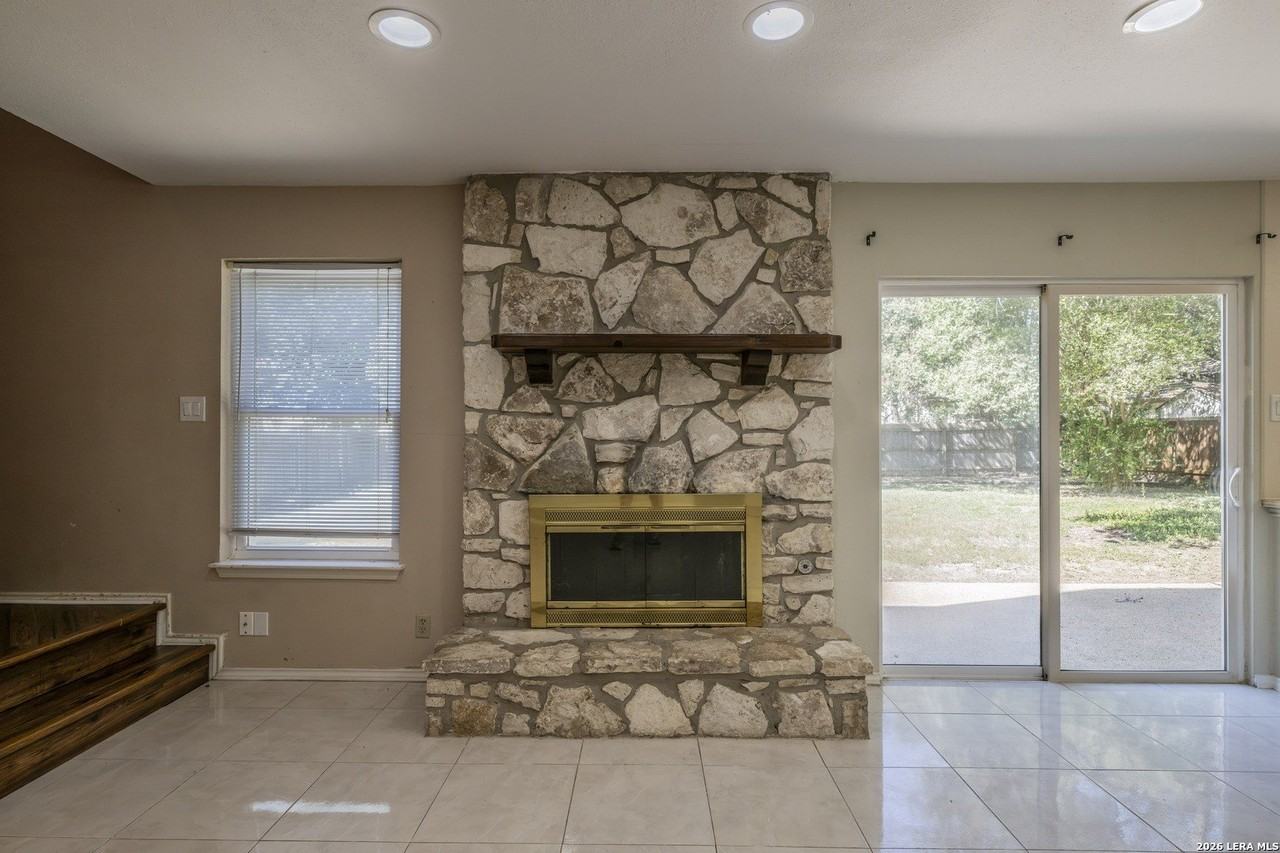 14011 Woodstream - Photo 7 of 26