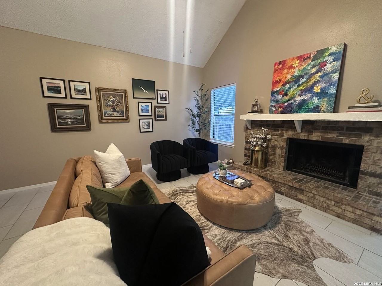 14206 Indian Woods - Photo 2 of 9