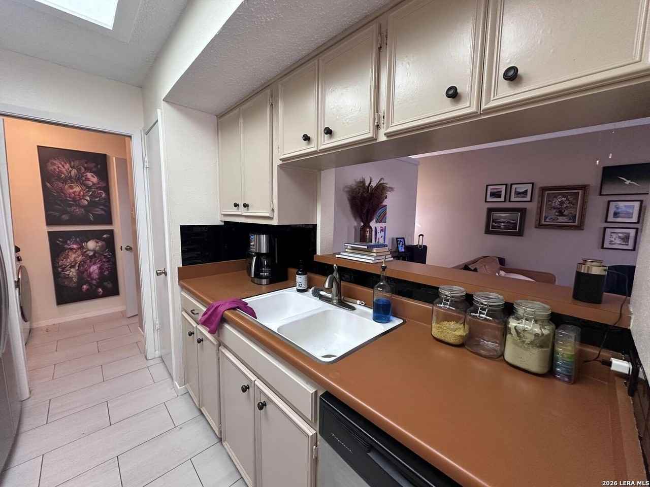 14206 Indian Woods - Photo 3 of 9