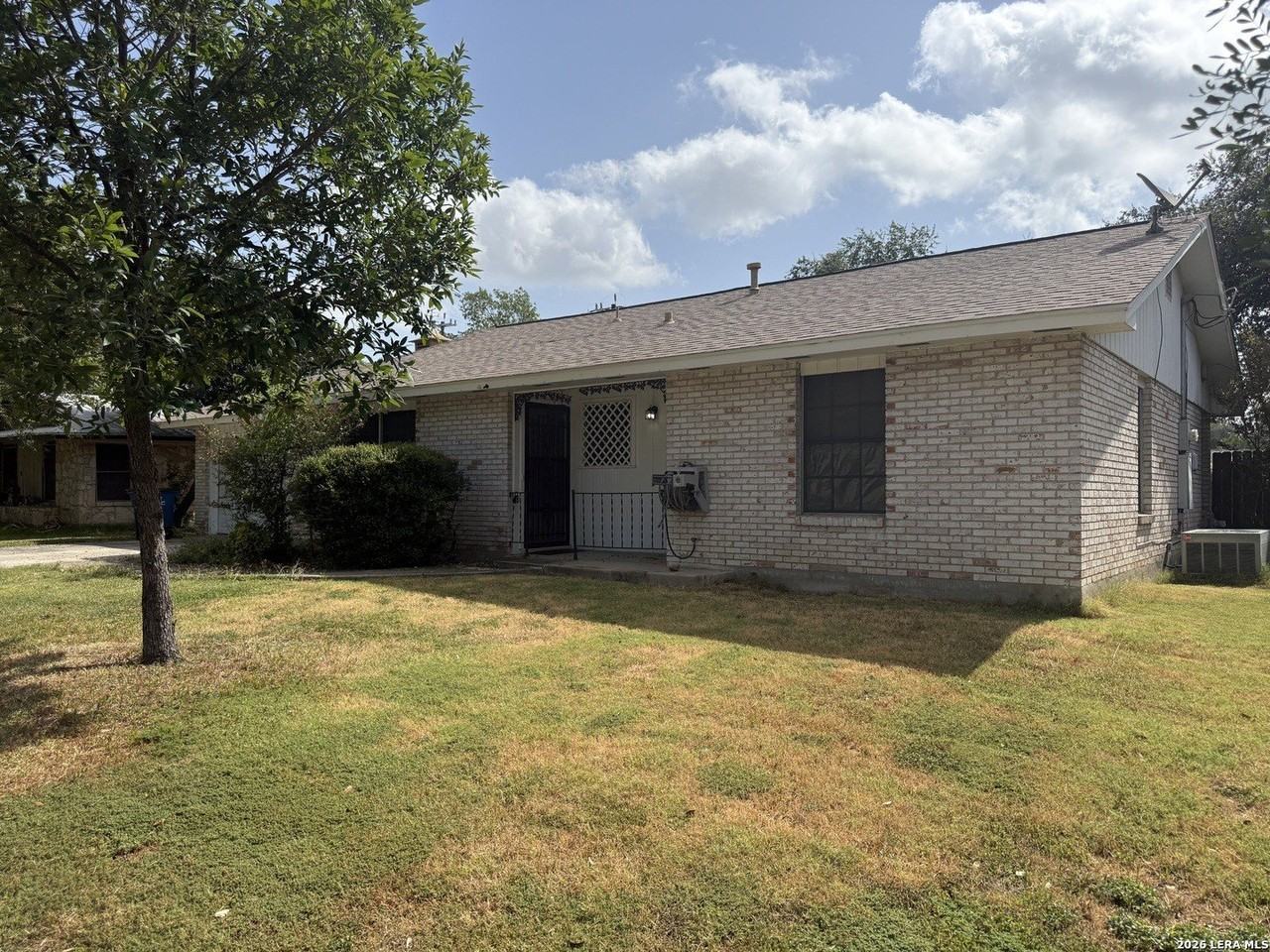 4102 Kirby Dr - Photo 2 of 22