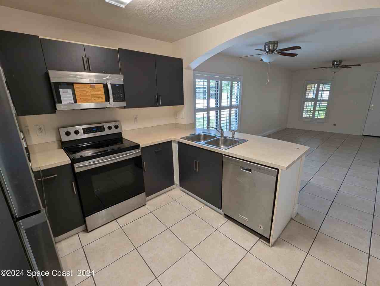 745 Luminary Cir #101 - Photo 4 of 32