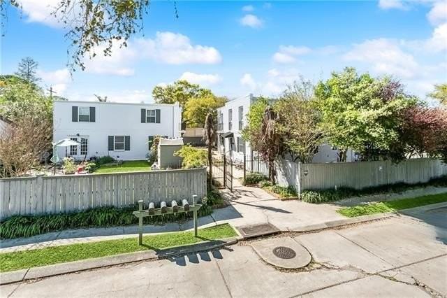 6720 Argonne Blvd - Photo 2 of 27