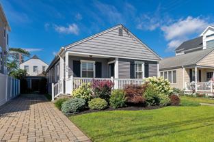 204 N Kenyon Ave - Photo 1 of 1