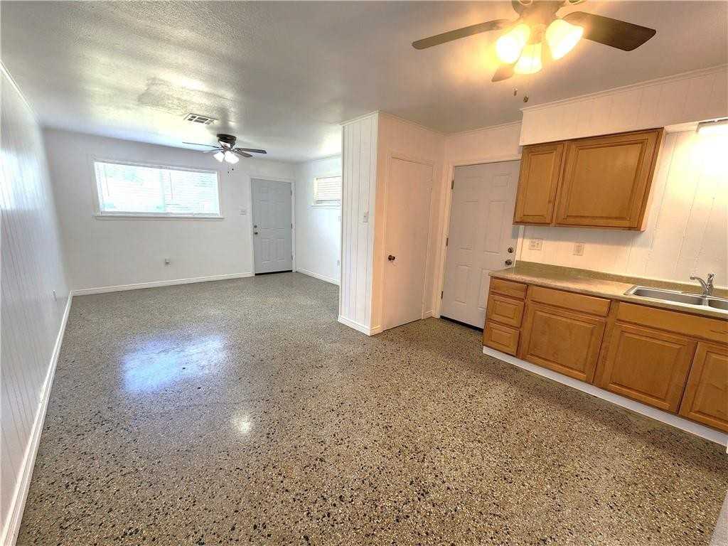 116 Kappa St ##A - Photo 7 of 16