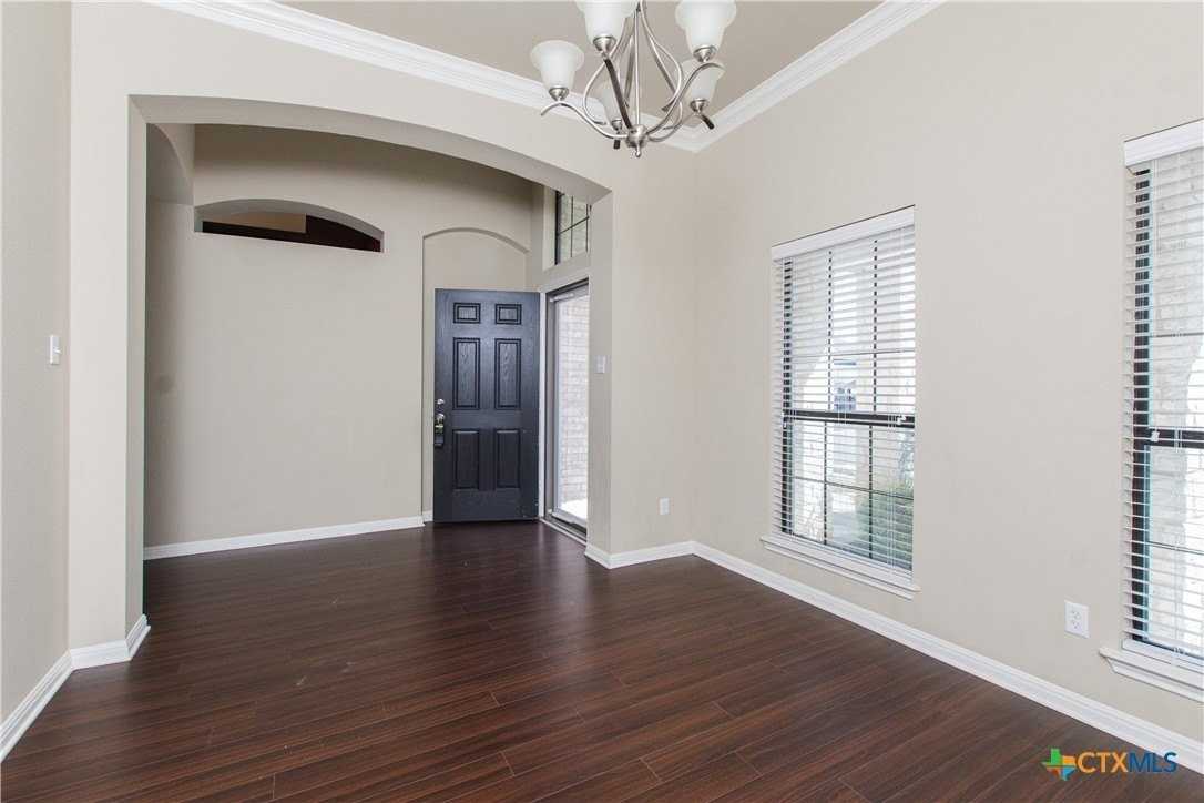 3505 Castleton Dr - Photo 2 of 28