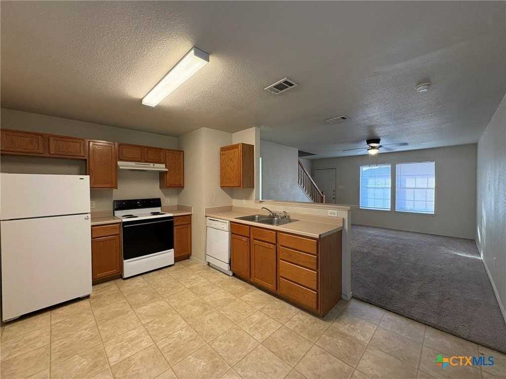 2102 Tahoe Ct #B - Photo 7 of 20