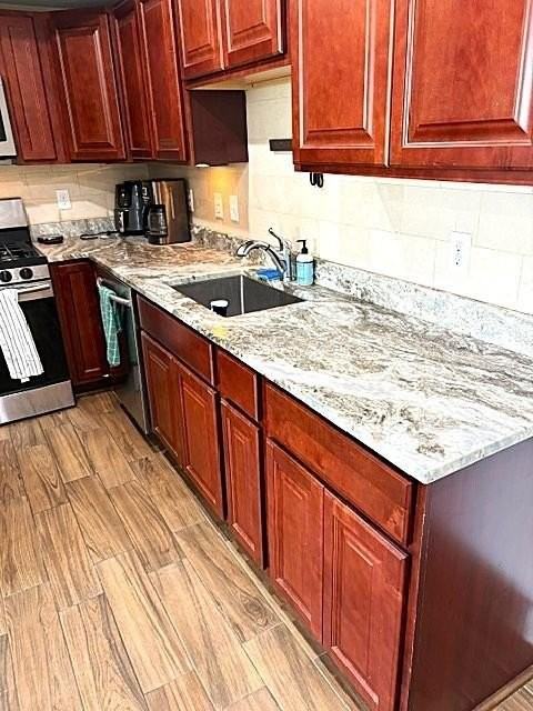 298 Wickenden St #4 - Photo 4 of 11
