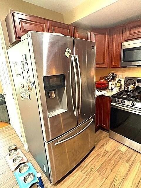 298 Wickenden St #4 - Photo 6 of 11