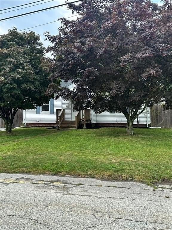 760 Strawberry Field Rd - Photo 2 of 13