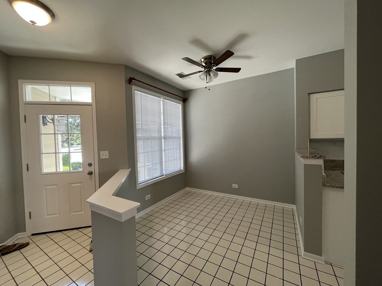 2826 Powell Ct - Photo 2 of 11