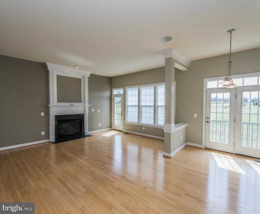 29 Pathfinder Ct - Photo 3 of 33