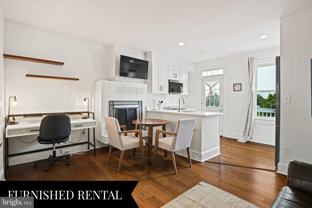 409 Constitution Ave Ne #4 - Photo 1 of 1