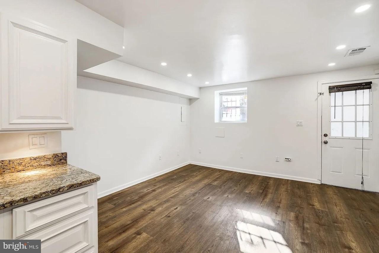 1377 Quincy St Nw - Photo 7 of 16