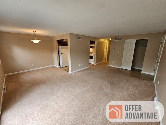137 Creekside DriveUnit 3 #137-3 - Photo 4 of 10