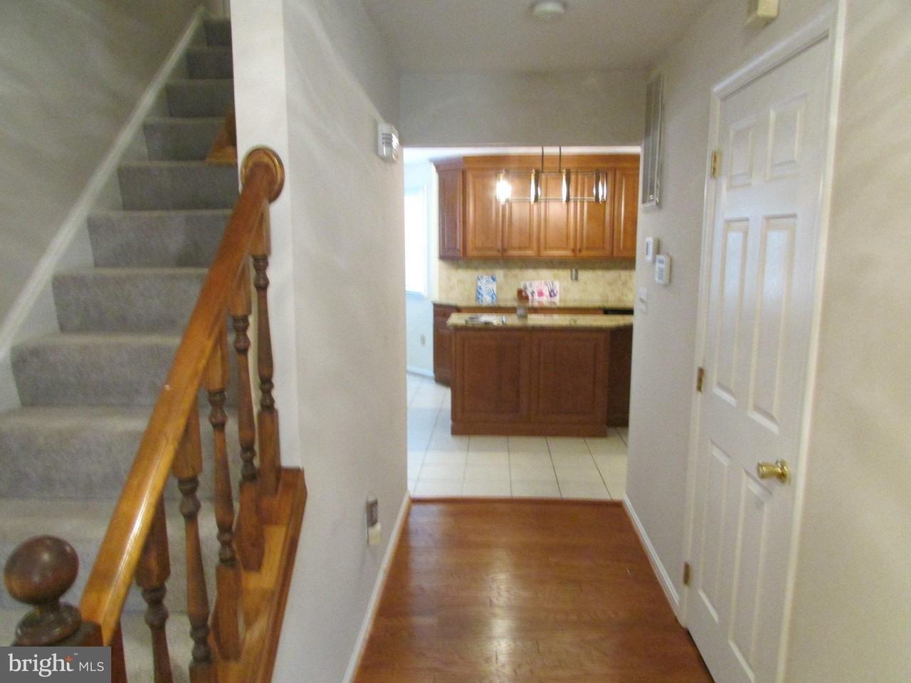 1009 Wales Dr - Photo 6 of 33