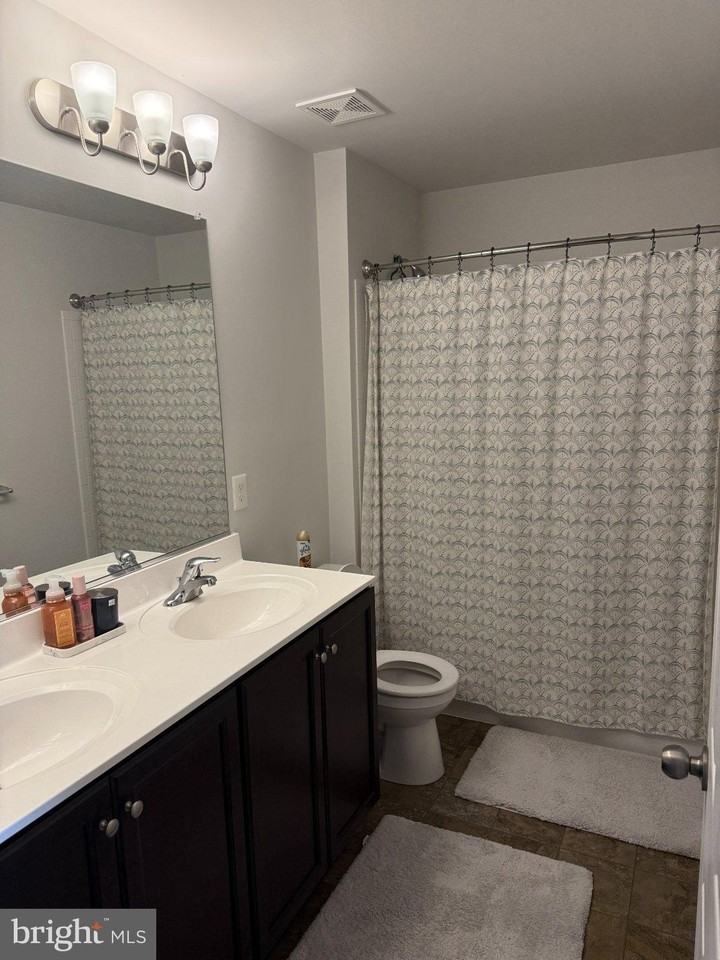 2773 Town View Cir - Photo 6 of 6