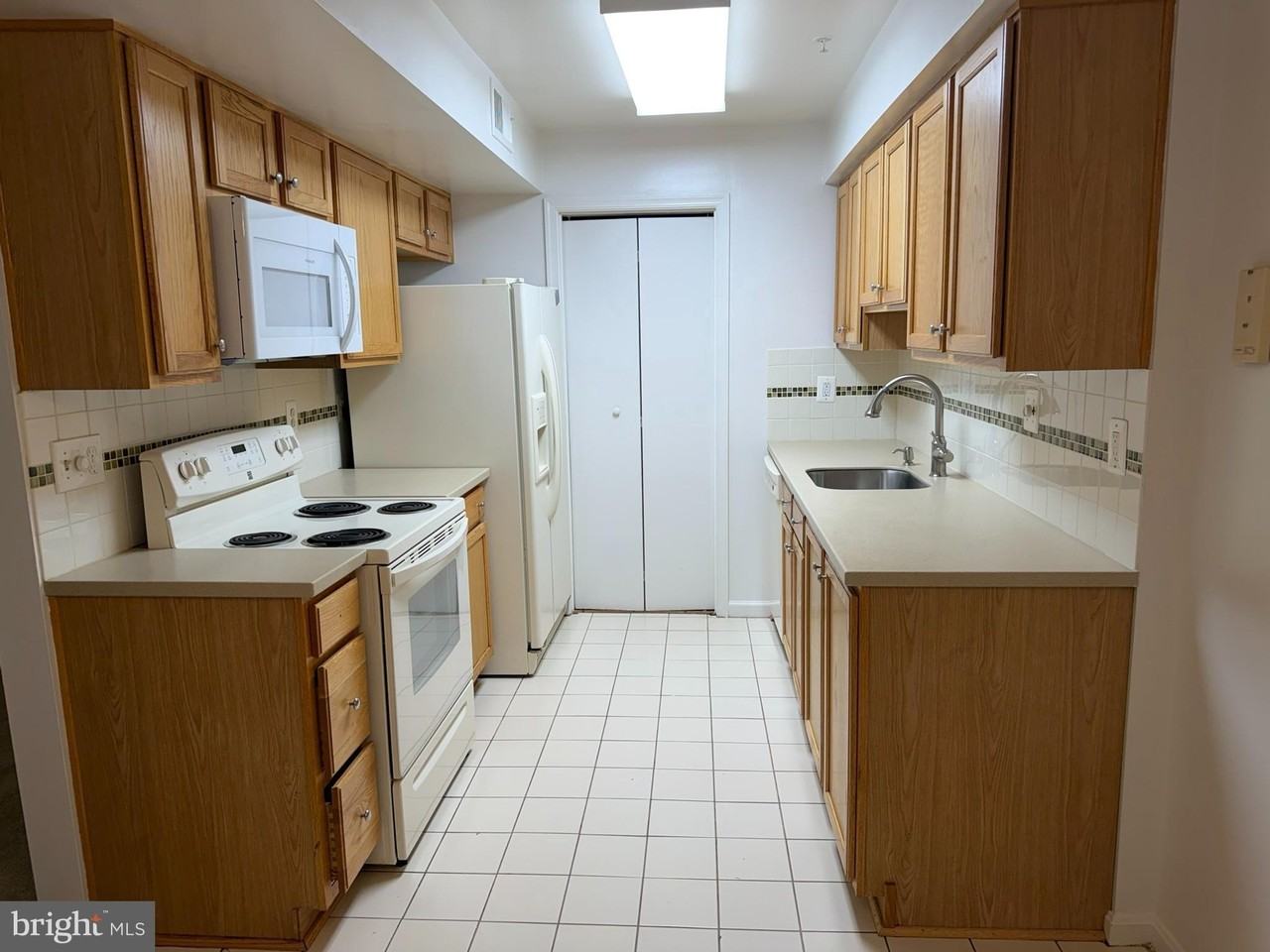 14903 Cleese Ct #A - Photo 6 of 17