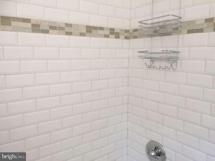 208 Haddon Rd - Photo 7 of 11