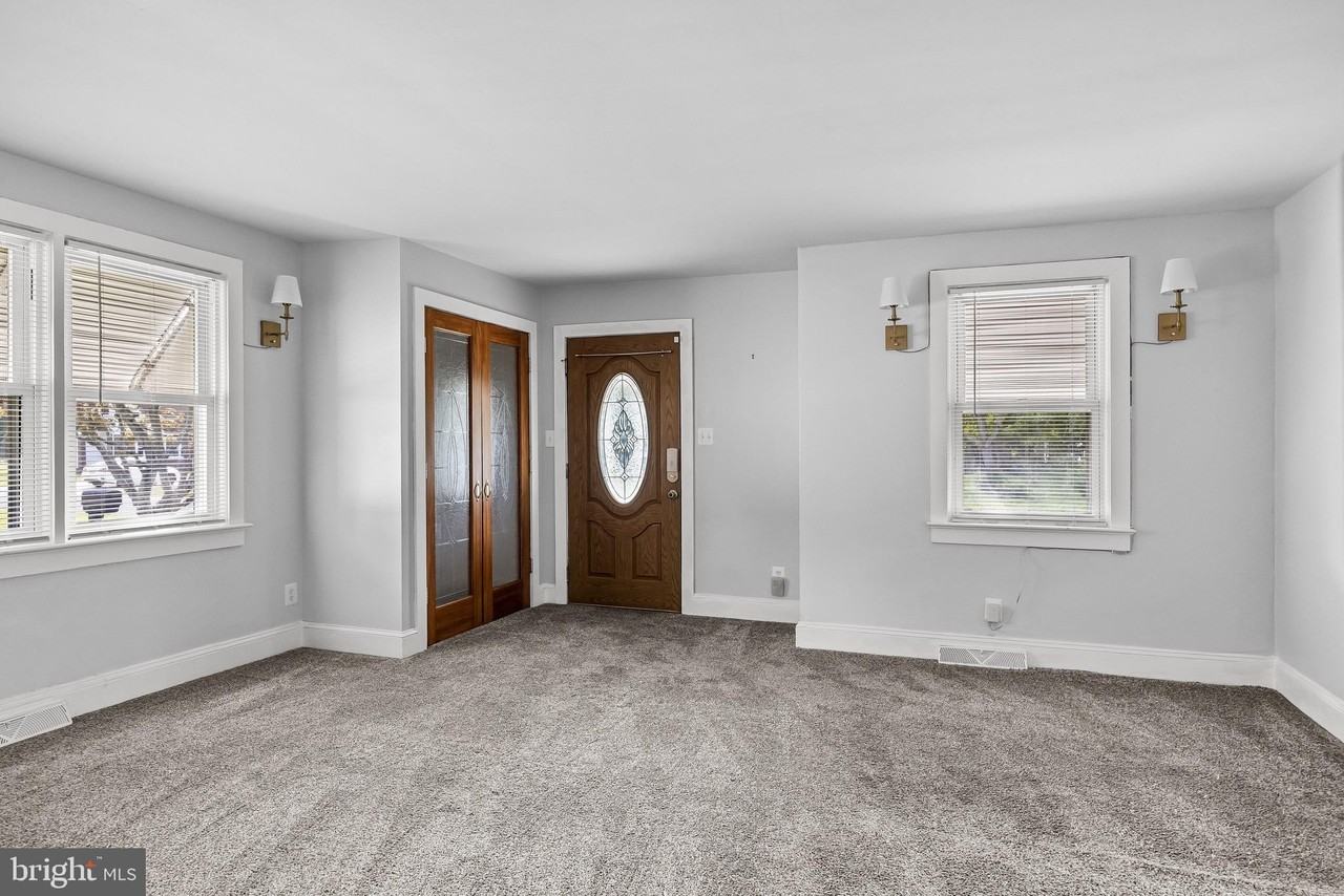 505 Hazel Ave - Photo 6 of 27