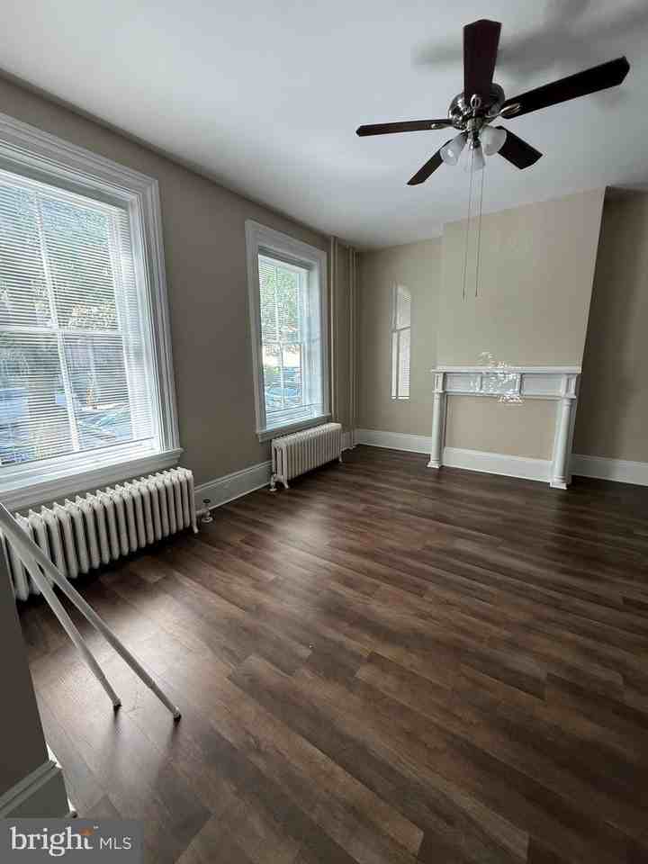 26 York St #1FRONT - Photo 2 of 11