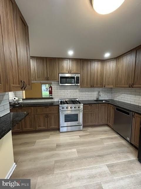 11 Harris Ct - Photo 2 of 28