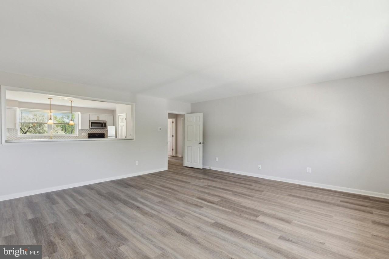500 Manor House Ln #A4 - Photo 6 of 12