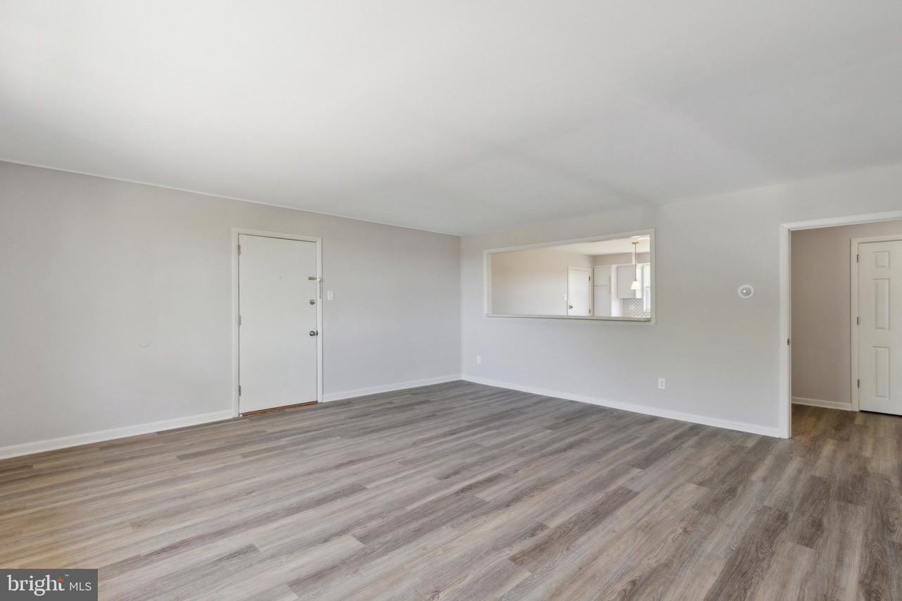 500 Manor House Ln #A4 - Photo 7 of 12